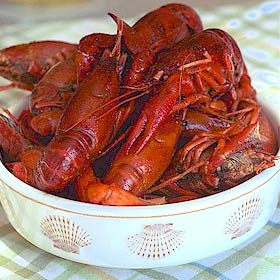 3 lbs Louisiana Crawfish 10-15 Crawfish Per lb